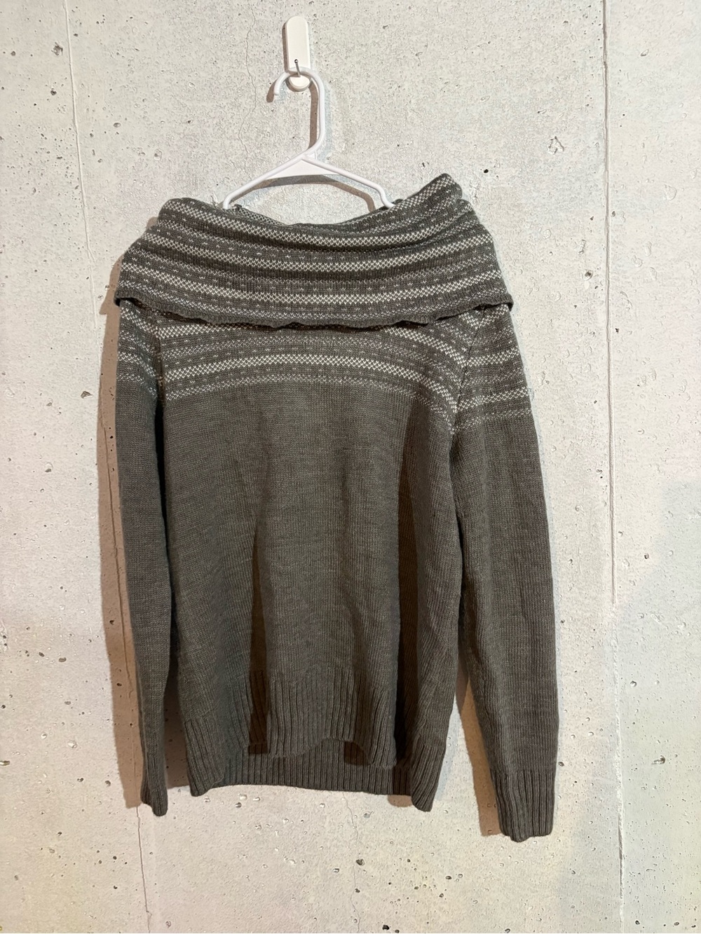 New York & Company Grey Metallic Cowl Neck Sweater